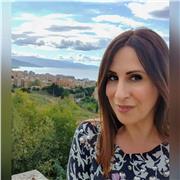 Laureata in scienze del servizio sociale; 24 cfu insegnamento; iscritta a Scienze della formazione primaria a Reggio Emilia